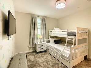 2 soverom, strykejern/-brett, wi-fi og sengetøy