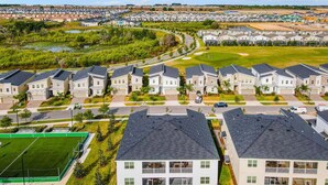 Exterior - Last Minute Disney Getaway! Luxury Condo with Private Balcony. Book Now! #98287 (Orlando)
