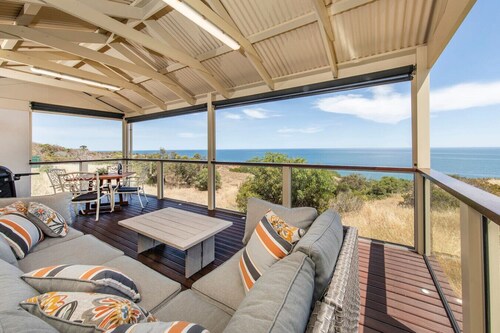 Hallett Cove Hideaway | By Host Solutions