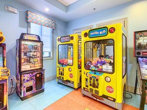 Games room - Last Minute Disney Getaway! Themed Bedrooms & Private Balcony. Book Now! #100095 (Orlando)