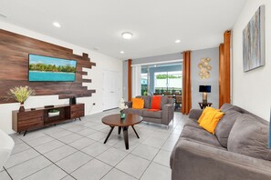 Smart TV, table football - Last Minute Disney! Private Pool, Game Room & Themed Bedrooms. Book Now! #100737 (Orlando)