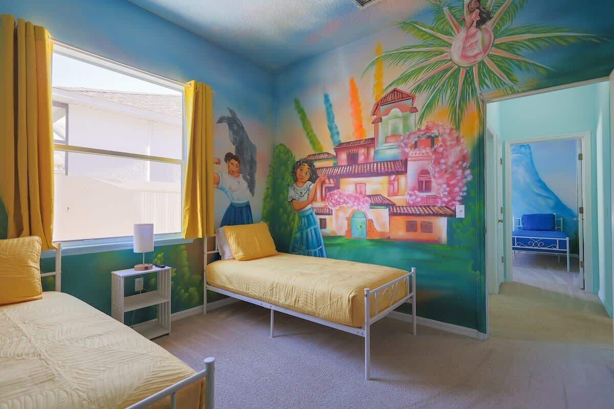 5 habitaciones, escritorio, tabla de planchar con plancha y wifi 