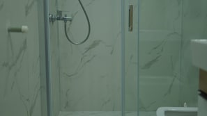 Shower, hair dryer, towels, soap - Taş tatil evleri (Aydin)