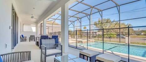 Opvarmet pool