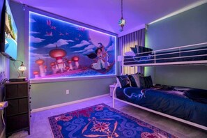 15 quartos, ferros/tábuas de passar roupa, Wi-Fi, roupa de cama