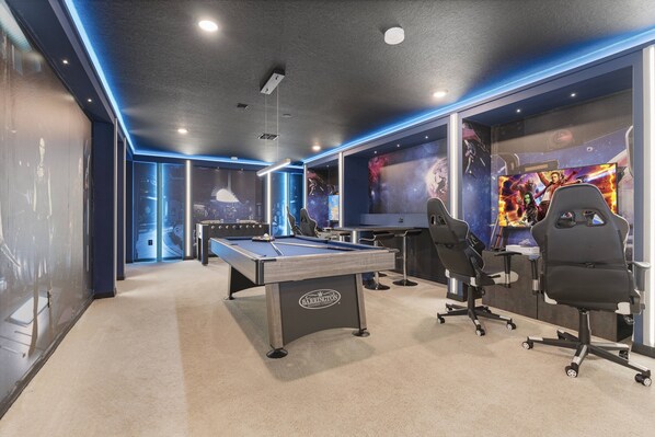 Spielezimmer