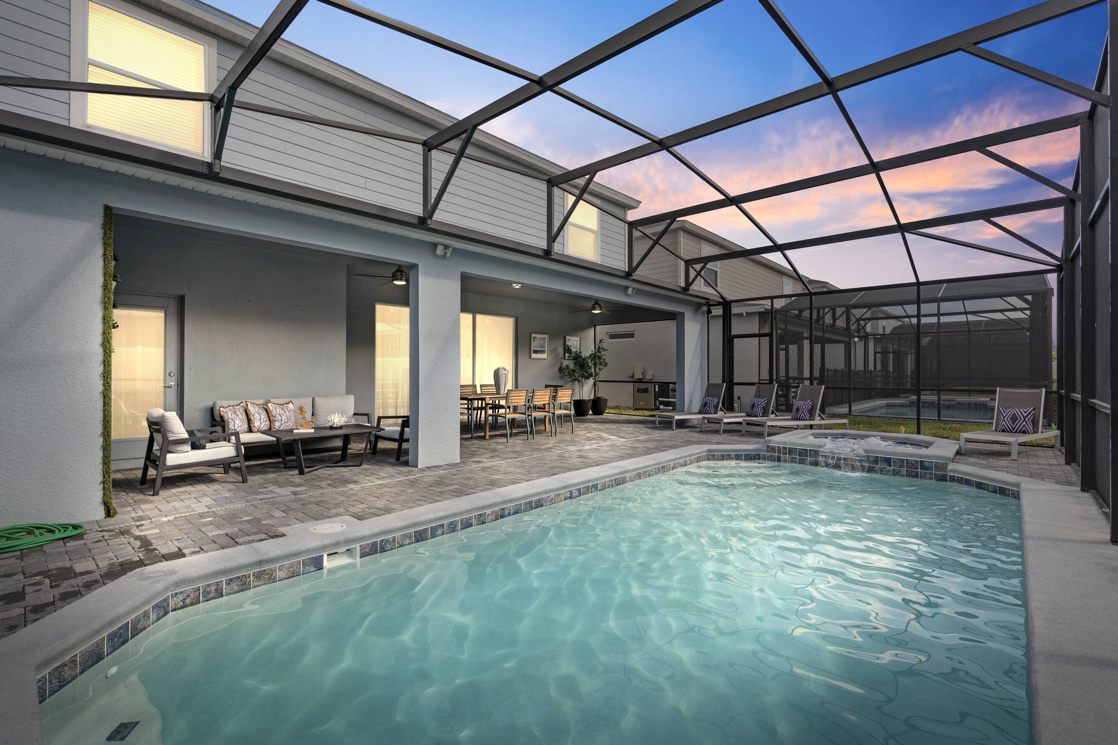 Een verwarmd zwembad