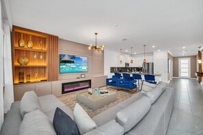 Smart TV, table football - Last Minute Disney! Private Pool, Hot Tub, Game Room & Themed Bedrooms. Book Now! #55971 (Orlando)