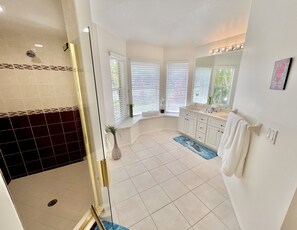 Hair dryer, towels