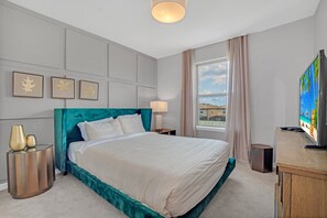 5 quartos, ferros/tábuas de passar roupa, Wi-Fi, roupa de cama