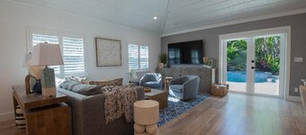 Resort-Style Pool Home in Downtown Delray Beach - 3 minutes from Atlantic Avenue