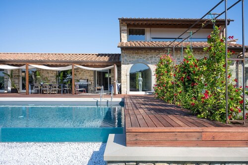 Villa in Terontola with 3 bedrooms sleeps 6