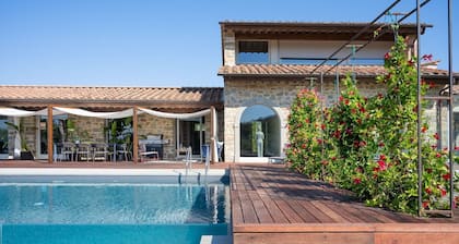Villa in Terontola with 3 bedrooms sleeps 6