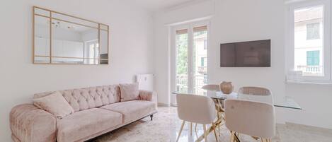 Apartment (1 Bedroom) | Front of property