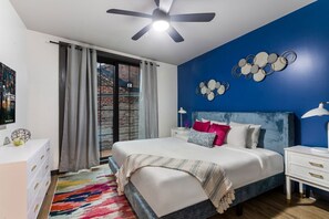 2 chambres, fer et planche à repasser, Wi-Fi, draps fournis