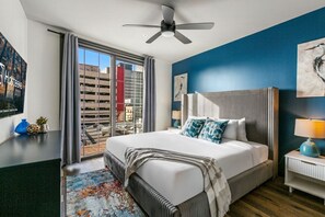 2 chambres, fer et planche à repasser, Wi-Fi, draps fournis