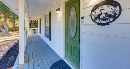 Tranquil Coden Retreat: 10 Mi to Dauphin Island!