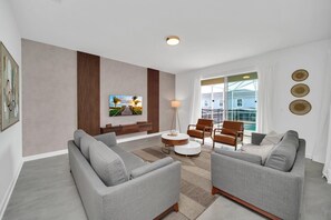 Smart TV, ping pong - Last Minute Disney! Private Pool, Hot Tub, Game Room & Themed Bedrooms. Book Now! #94435 (Orlando)