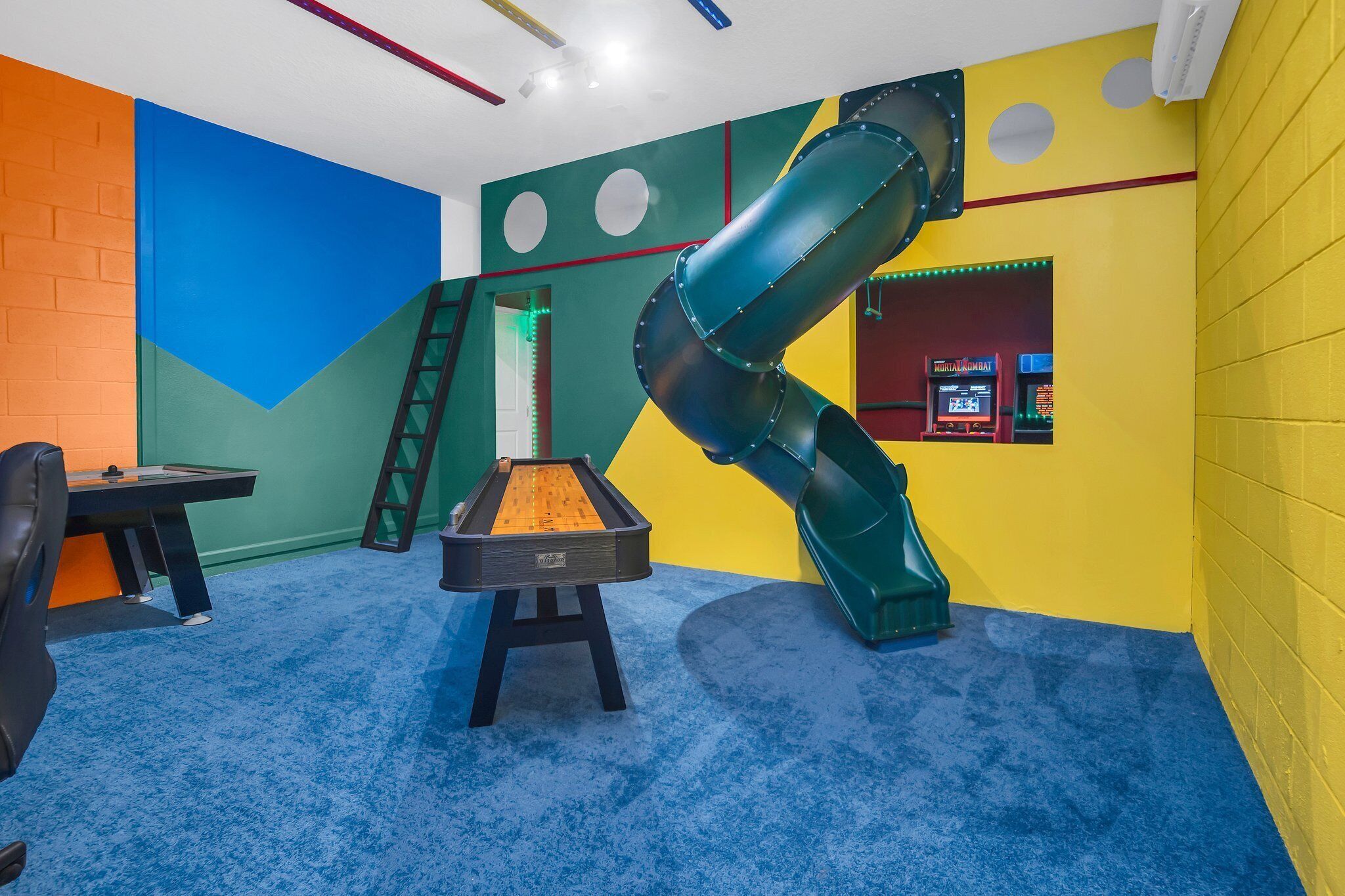 Last Minute Disney Getaway! Private Pool, Hot Tub & Games Room. Book Now! #96813