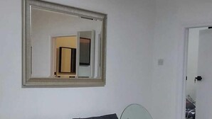 Unclassified image, 4 of 8, button - Stylish Home (London)