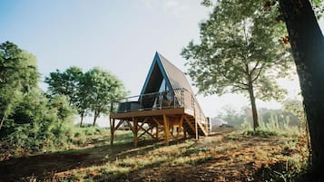 Premier Cabin, Hot Tub, Lake View | Exterior