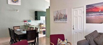 Coffee & Cream Cottage - Homely is What We Do!