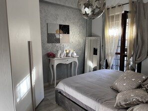 4 Schlafzimmer, Bügeleisen/Bügelbrett, Reisekinderbett, kostenloses WLAN