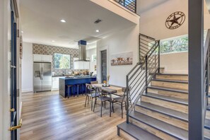 House (4 Bedrooms) | Interior - Pool, Hot Tub, Game Room, Fire Pit Luxe & Private 4bdr Maverick by Avantstay (Driftwood)