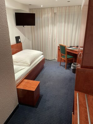 Basic Single Room
