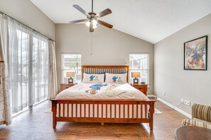 4 habitaciones, tabla de planchar con plancha y acceso a internet