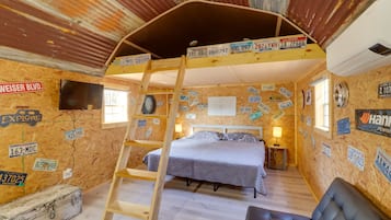 Travel cot, bed sheets