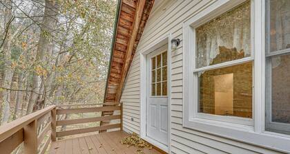 Spacious Ludlow Hideaway < 1 Mi to Okemo Mountain!