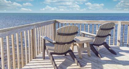 Soundfront Dog Friendly w/ Hot Tub, Private Windsurfing Access, Cmty Ramp & Pool