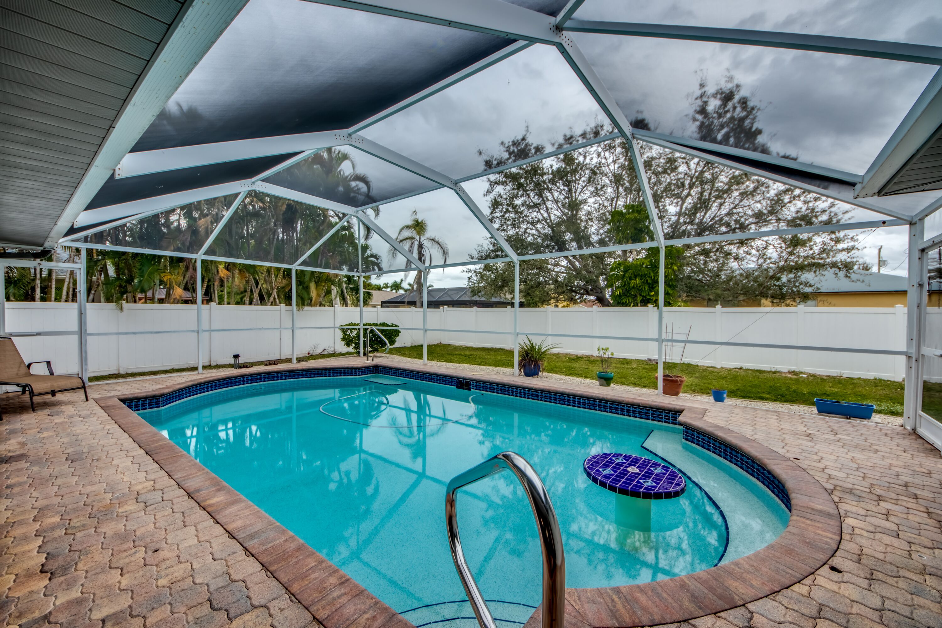 New to VRBO - Pelican Way, Heated Private Pool, Large Lanai area, Billiards.....