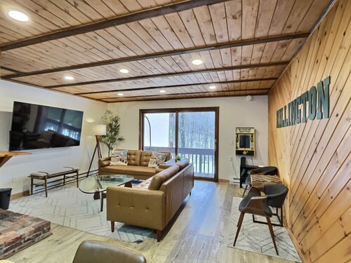 BearHug - Game Room, Pool, Hot Tub!