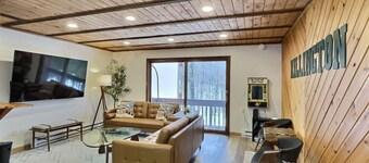 BearHug - Game Room, Pool, Hot Tub!