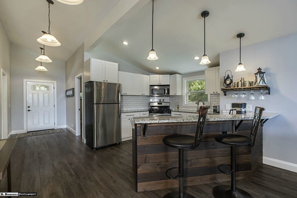 雪櫃、微波爐、焗爐、爐具