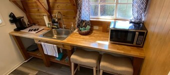 Dog-friendly Jim Bridger Cabin on Coal Creek - Boulder/Golden