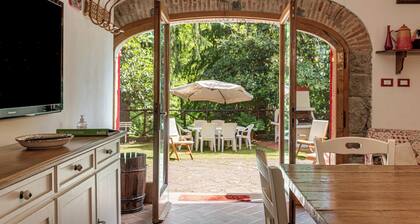 Maison de vacances 'Il Ricavo' avec vue sur les montagnes, jardin privé et Wi-Fi