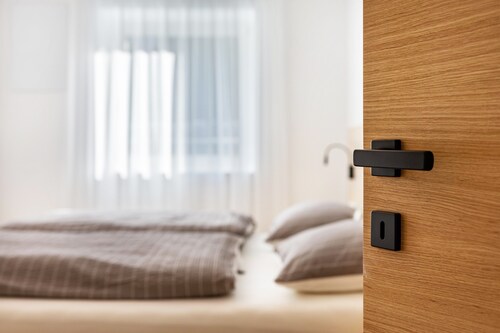 Ferienwohnung 'Mountain Meadows Apt 1' mit Bergblick, privater Terrasse und WLAN