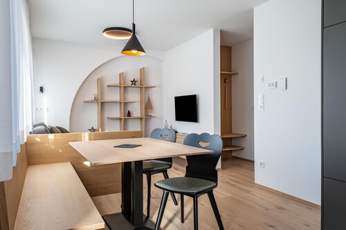 Apartment 'Mountain Meadows Apt 1' with Mountain View, Private Terrace and Wi-Fi