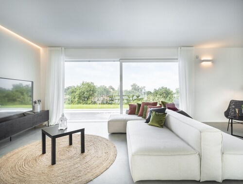 Villa 'Angelina' with Private Pool, Wi-Fi and Air Conditioning