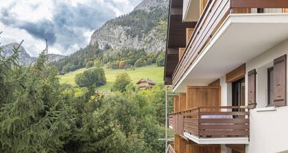 Apartment 'Appartement Spacieux 6 Personnes' with Mountain View, Private Terrace and Wi-Fi