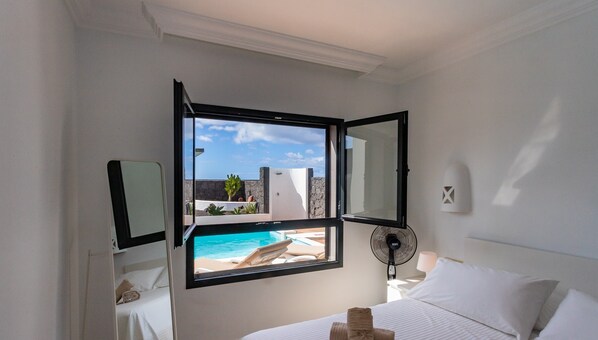 3 habitaciones, tabla de planchar con plancha y wifi gratis 