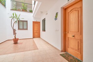 Interior - Apartment 'Casa Clare' with Mountain View, Shared Pool and Wi-Fi (Frigiliana)