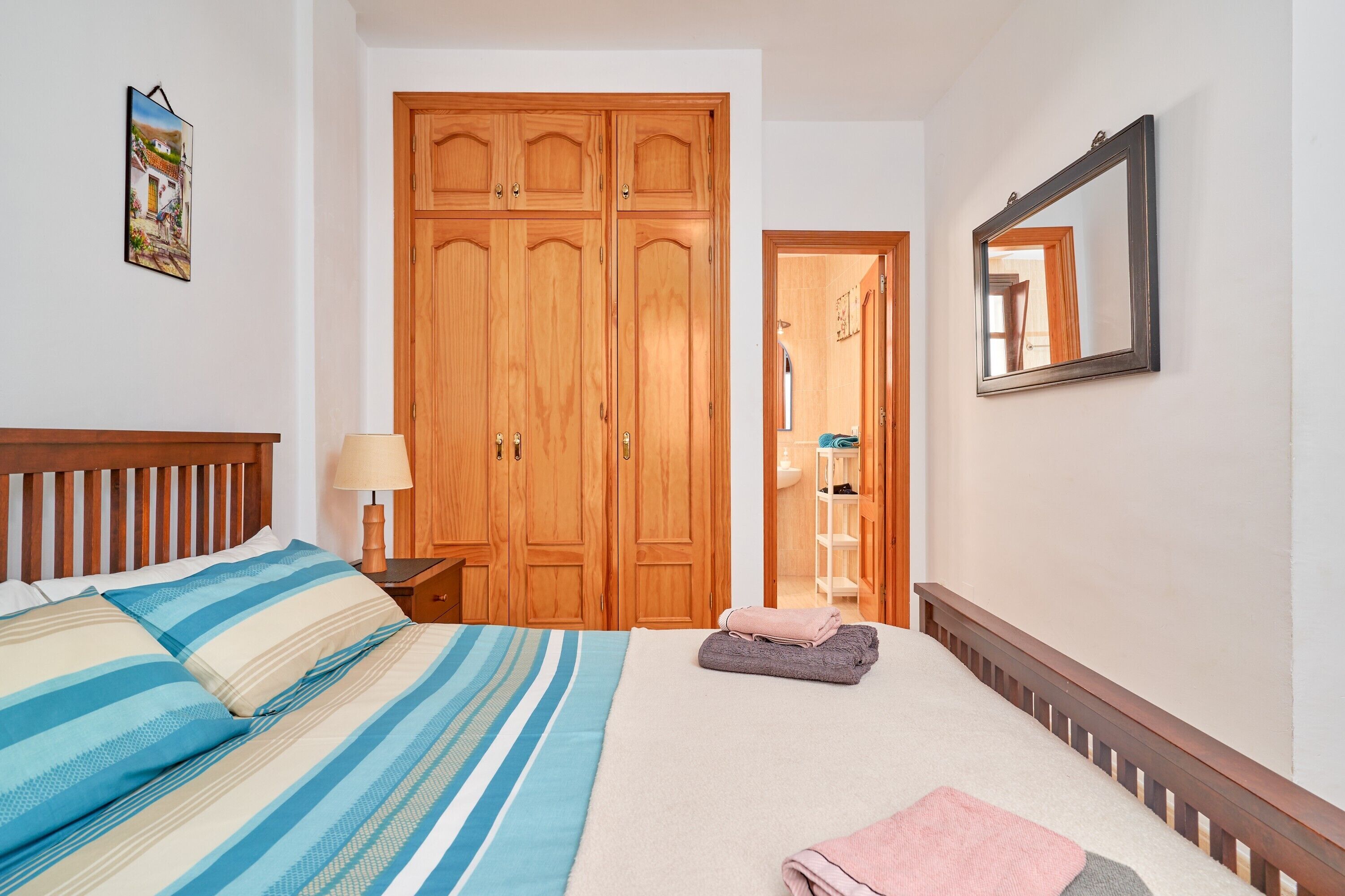 2 Schlafzimmer, Bügeleisen/Bügelbrett, kostenloses WLAN, Bettwäsche