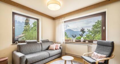 Apartment 'Villa Pinie 2' with Mountain View, Private Terrace and Wi-Fi