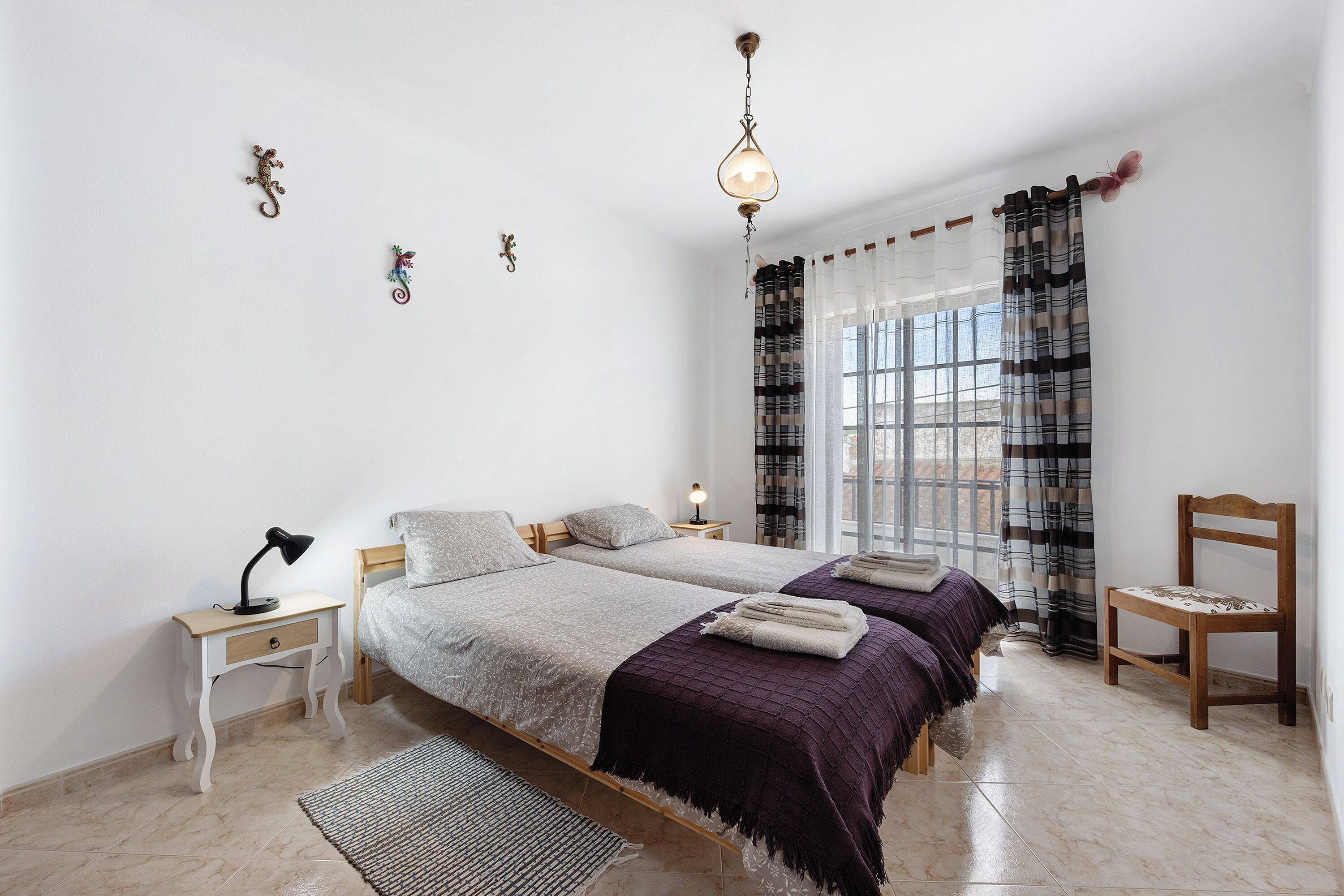 3 bedrooms, iron/ironing board, free WiFi, bed sheets