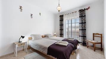 3 habitaciones, tabla de planchar con plancha y wifi gratis