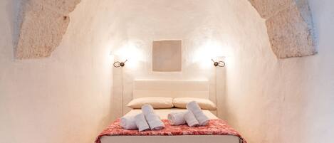 3 chambres, fer et planche à repasser, Wi-Fi gratuit, draps fournis